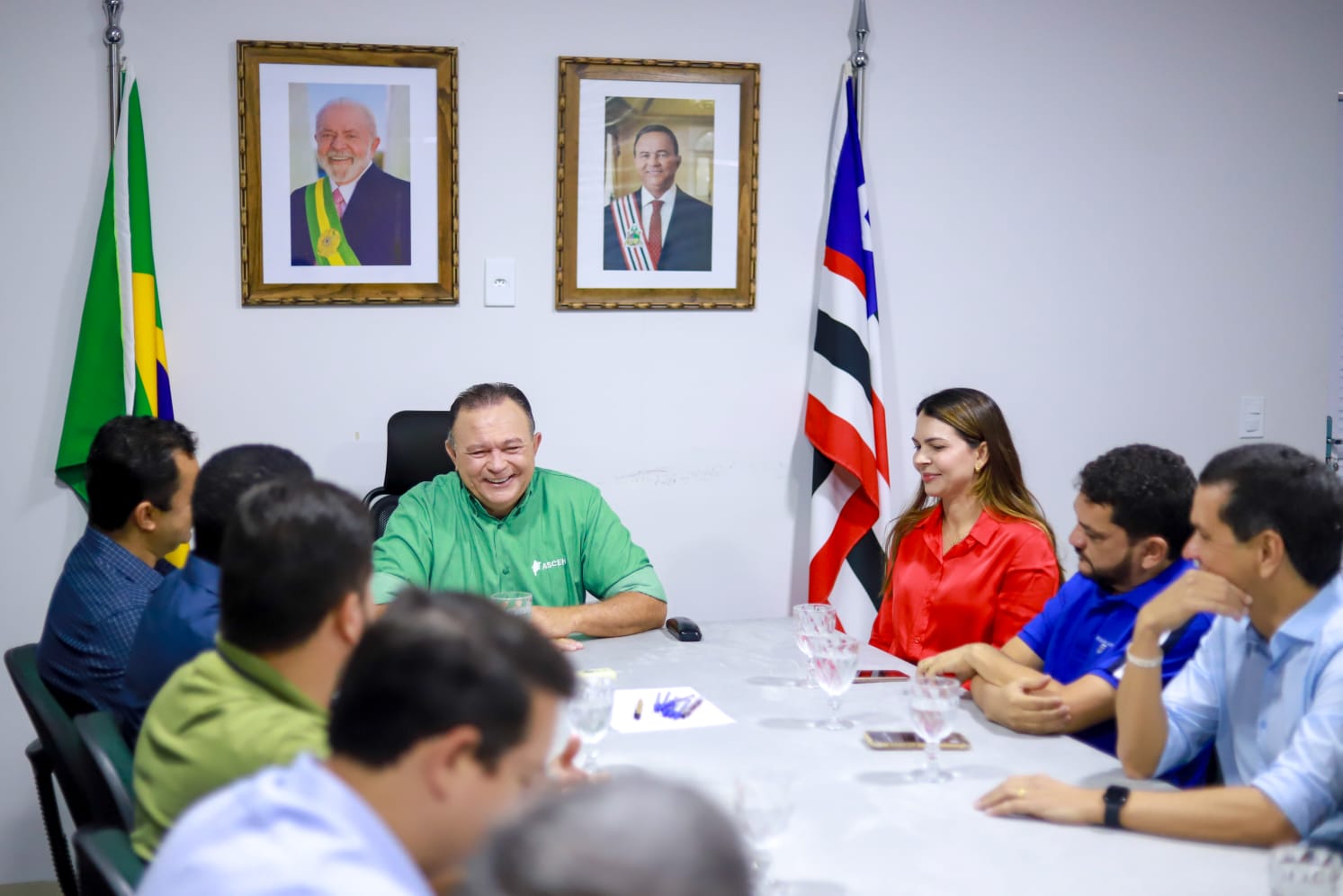 Governador reforça diálogo com prefeitos e deputados da Região Tocantina em Imperatriz