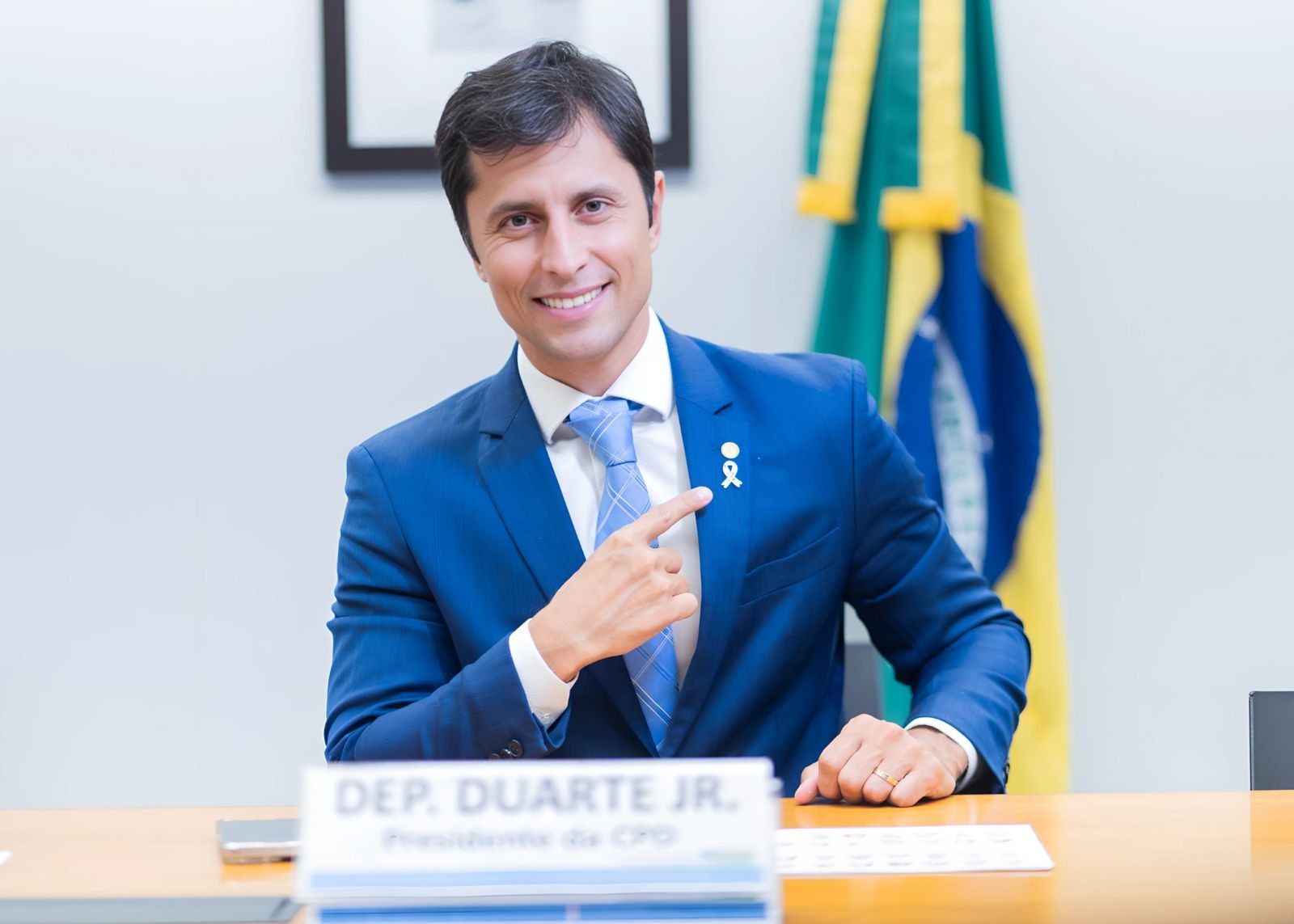 Deputado Federal Duarte Jr. anuncia “candidatura independente” ao Senado da República