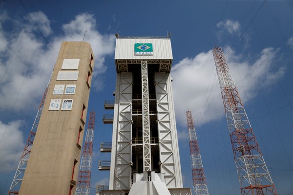 Brasil negocia com 20 empresas para transformar Alcântara em polo de lançamentos espaciais