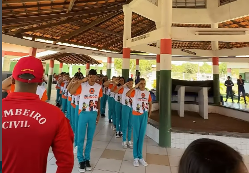 Defesa Civil nas Escolas leva orientações de prevenção e segurança a estudantes de Barreirinhas